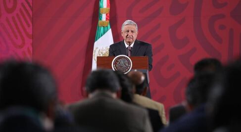 Aun con paro de mujeres, el gobierno está funcionando: AMLO