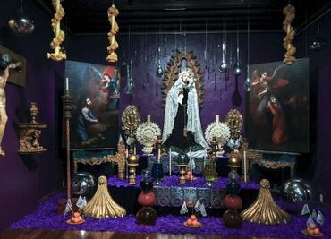 Altares que narran el dolor de María y José, en el Museo de El Carmen