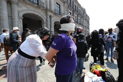 Periodistas exigen protocolos de actuación a policías del Edomex para evitar agresiones y abusos de fuerza