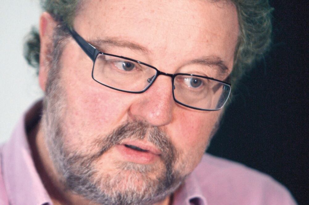 “Pienso que El País es un periódico fantástico en el plano internacional. Cubre cultura muy bien. Ha cubierto deportes muy bien.... Pero me sentía muy infeliz con su línea editorial en España, en particular con respecto a Cataluña”