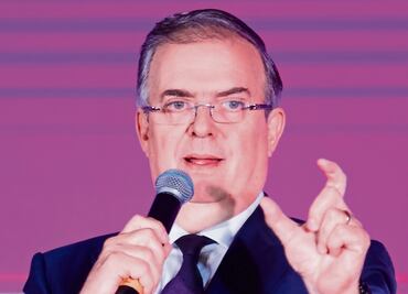 Golpes, desconfianzas y acusaciones en la encuesta de Morena