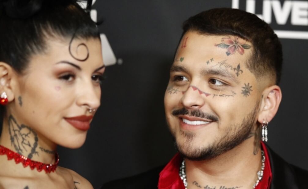 Daniel Bisogno critica a Cazzu luego de su aparición junto a Nodal en los Latin Grammy