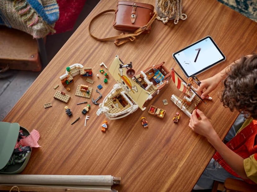 Los sets incluyen momentos y barcos vistos en la serie de Netflix. Foto: LEGO®