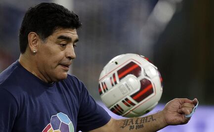 Justicia argentina da revés a hijas de Maradona en disputa por la marca con el nombre de su padre