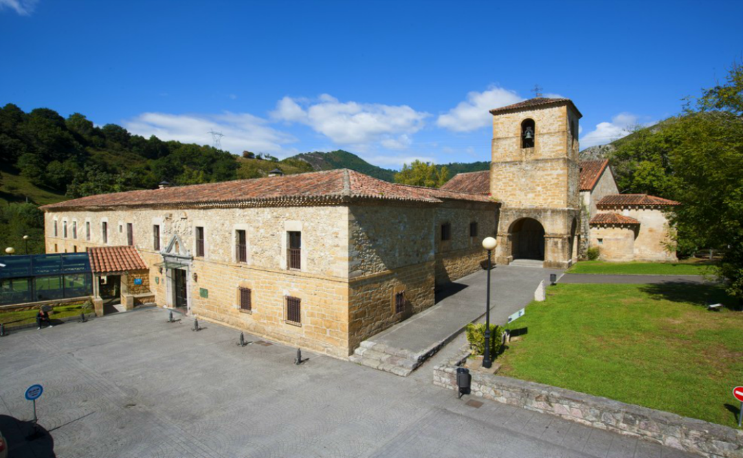Exterior del Parador de Cangas de Onís, Asturias. (Foto: Cortesía Paradores)