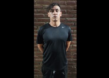 Cae “El Chacarrón”, extorsionador de comerciantes de la Merced, con más de 100 bolsas de estupefacientes