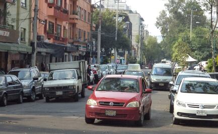 Autos con engomado rojo no circulan este miércoles, 21 de octubre 