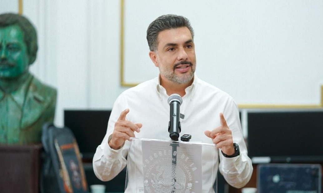 "Imagínense, llevamos hora y media discutiendo temas federales en la Ciudad de México, como si no tuviéramos cosas qué discutir", mencionó Jesús Sesma. Foto: Cortesía.