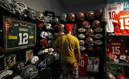 Decomisan artículos falsos del Super Bowl con valor de 123 millones de dólares 