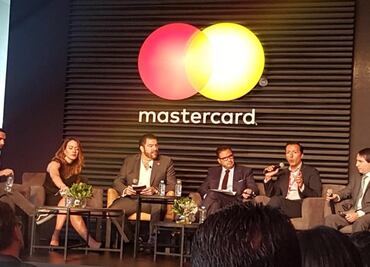 Paga tus servicios sin tarjeta y desde el teléfono