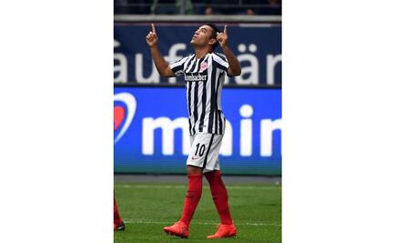 Marco Fabián, el héroe; Chicharito, el villano