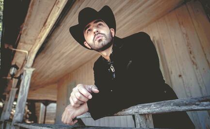 Joss Favela condena la violencia que hay contra músicos