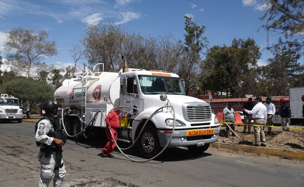 El Sistema de Aguas de la Ciudad de México realiza una limpieza exhaustiva en todos los drenajes de las colonias de la GAM. Foto: Carlos Mejía - EL UNIVERSAL