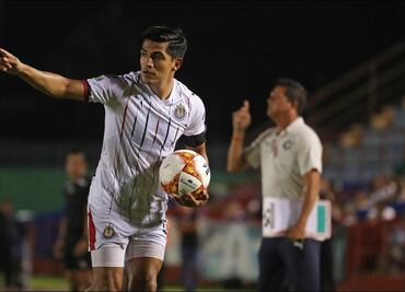 Chivas se impone a Pioneros de Cancún