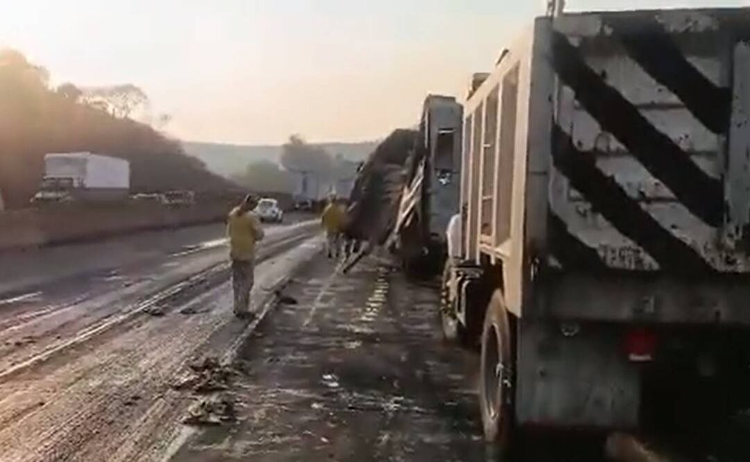 Accidente en la México-Querétaro. Foto: @GN_Carreteras