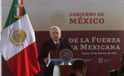 Con las Fuerzas Armadas estamos sacando adelante al país: AMLO