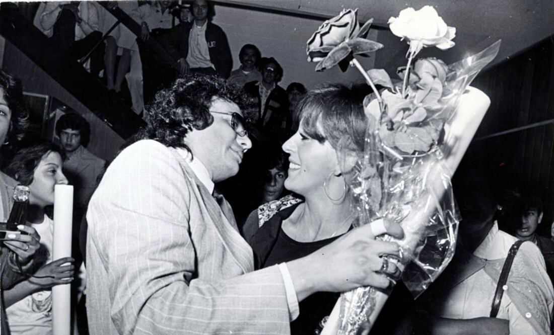José José y Anel en 1982 se sentaron a platicar sobre lo bien que estaban como pareja Fotos: Archivo EL UNIVERSAL