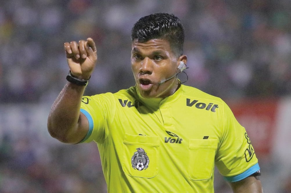 El silbante denuncia discriminación en la Comisión de Árbitros. Foto: IMAGO7