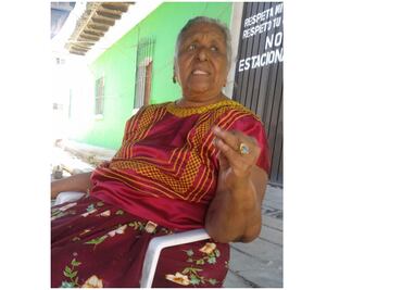 Hija de general se entristece por demolición de escuela afectada en Juchitán