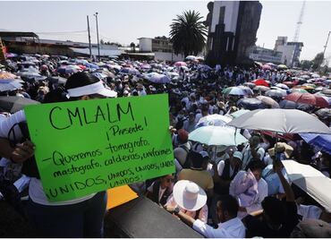 Personal de salud del Edomex se manifiesta para exigir instrumental, uniformes y basificación