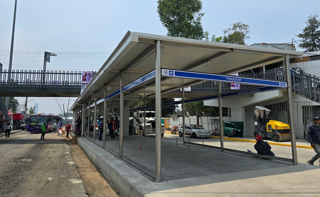 Trolebús Aztecas logra tiempos previstos pese a invasiones de carriles confinados, afirman trabajadores. Foto: Jorge Medellín