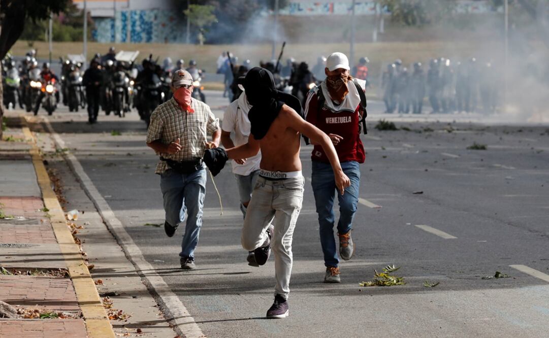 Protestas en Venezuela a favor de Juan Guaidó. Foto: Reuters