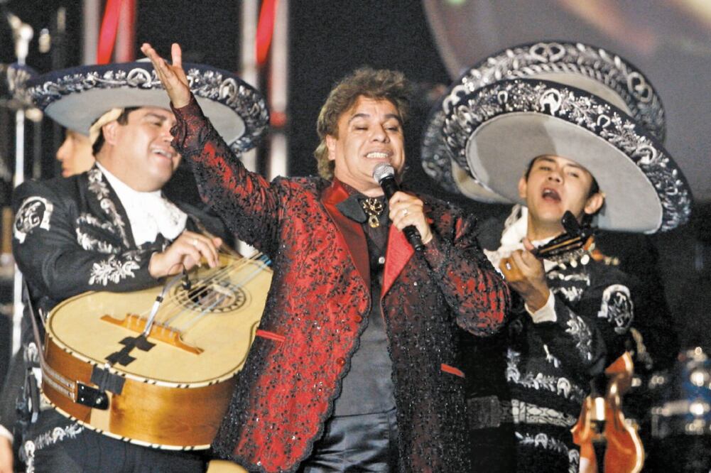 Los hijos biológicos del cantante desean que nadie se aproveche del trabajo de su padre (ARCHIVO EL UNIVERSAL)