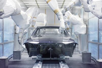 Del blanco y negro al color: así es el proceso de pintado automotriz