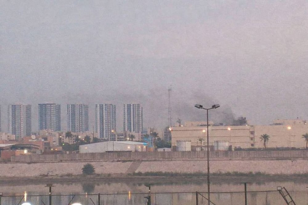 La embajada estadounidense ubicada en el corazón de la fuertemente fortificada Zona Verde del centro de Bagdad. Foto: EFE