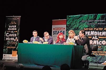 Con Mayer, reabren el Teatro López Tarso 