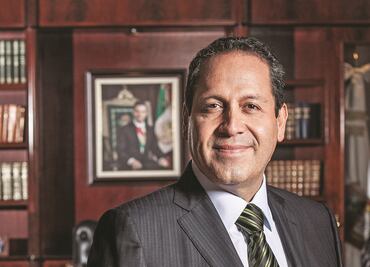 Eruviel presenta en Texcoco iniciativas a favor de mujeres