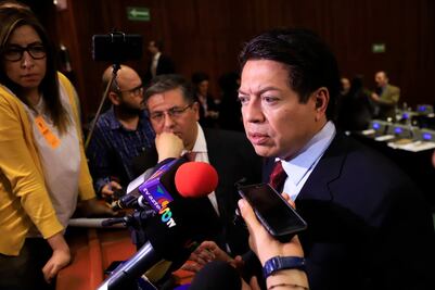 Morena en San Lázaro va con AMLO; prefiere Guardia Nacional con mando militar 