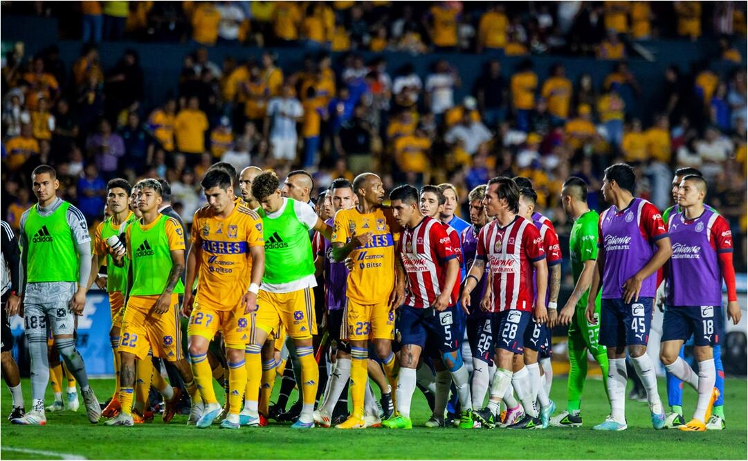 Tigres y Chivas empatan sin goles en la Final de Ida. Foto: Imago7