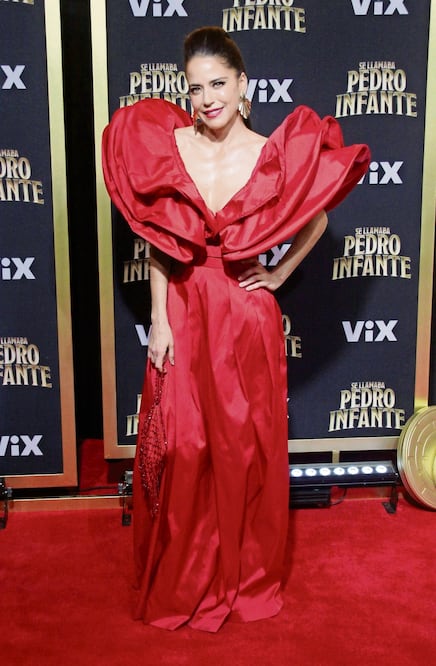 En la ficción, el personaje de Ana Claudia Talancón resolvera más de un crímen