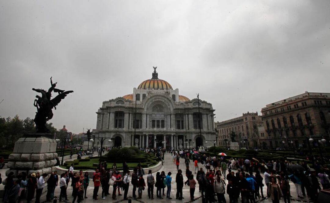 De acuerdo con el Instituto, en sus primeros siete días de exhibición, ambas exposiciones han recibido a más de 23 mil visitantes. FOTO: Juan Carlos Reyes/EL UNIVERSAL.
