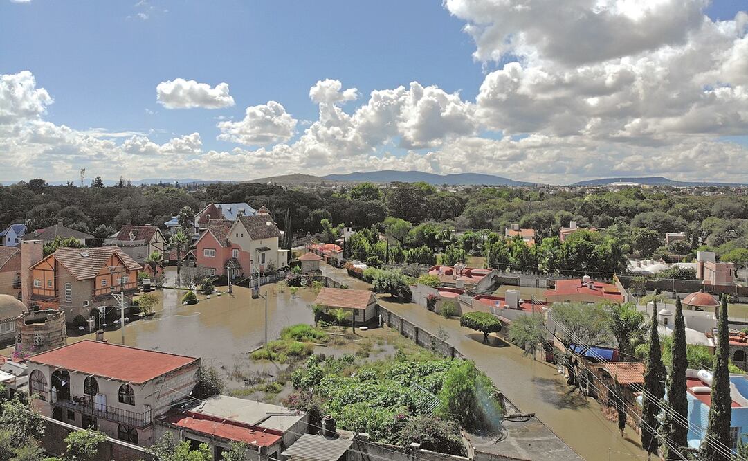 La zona con niveles más altos de agua en Tequisquiapan abarca ocho fraccionamientos, 11 hoteles, un viñedo, 39 comercios y una clínica médica, precisan las autoridades locales. Foto: Demián Chávez. EL UNIVERSAL
