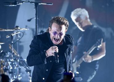 Bono de U2 dedica canción a Anthony Bourdain