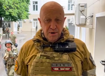 Confirman que líder del Grupo Wagner sí viajaba en el avión estrellado en Rusia