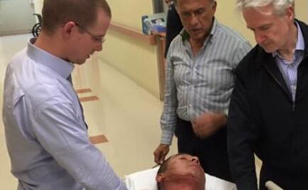 Javier Duarte se deslinda de pedradas a panistas