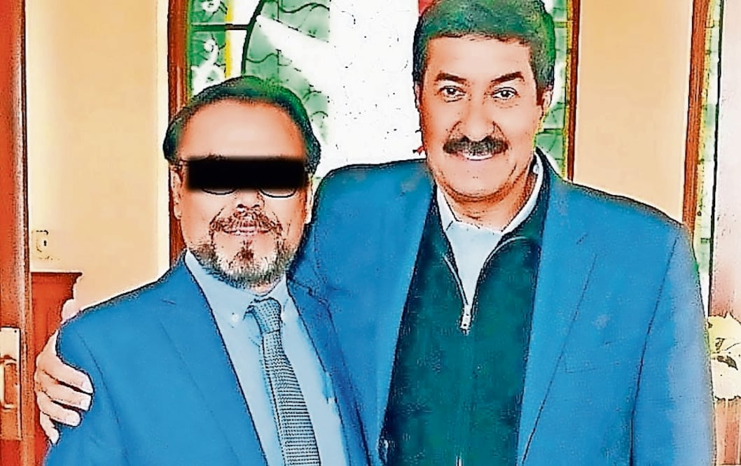 Jesús Antonio Pinedo Cornejo (izq.), extitular de Comunicación Social del gobierno de Javier Corral (der.). Foto Especial