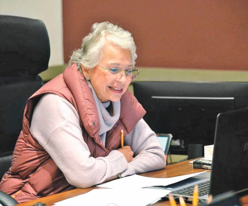 Olga Sánchez Cordero, secretaria de Gobernación, dijo que es necesario fortalecer la participación política de las mujeres. ARCHIVO EL UNIVERSAL