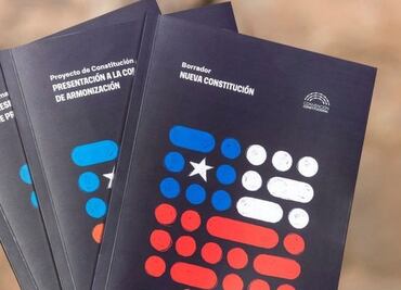 La "desinformación brutal" sobre la nueva Constitución propuesta para Chile