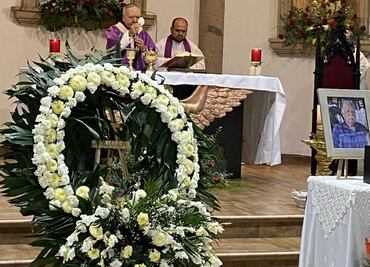 Entre cantos y lágrimas, despiden a Marcos Segundo, víctima del incendio en Waldo’s Hermosillo