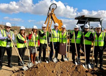 Ken Salazar resalta compromiso de tratamiento de aguas residuales en Cali-Baja con inicio de planta de San Antonio de lo Buenos