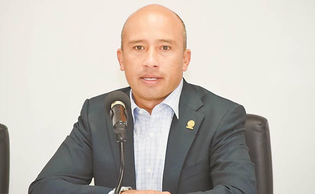 El diputado Héctor Barrera instó al gobierno local a brindar claridad sobre las fechas de vacunación. Foto: ARCHIVO EL UNIVERSAL