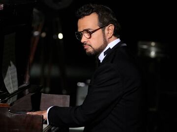 "Me equivoqué", dice Aleks Syntek sobre polémica por reggaetón