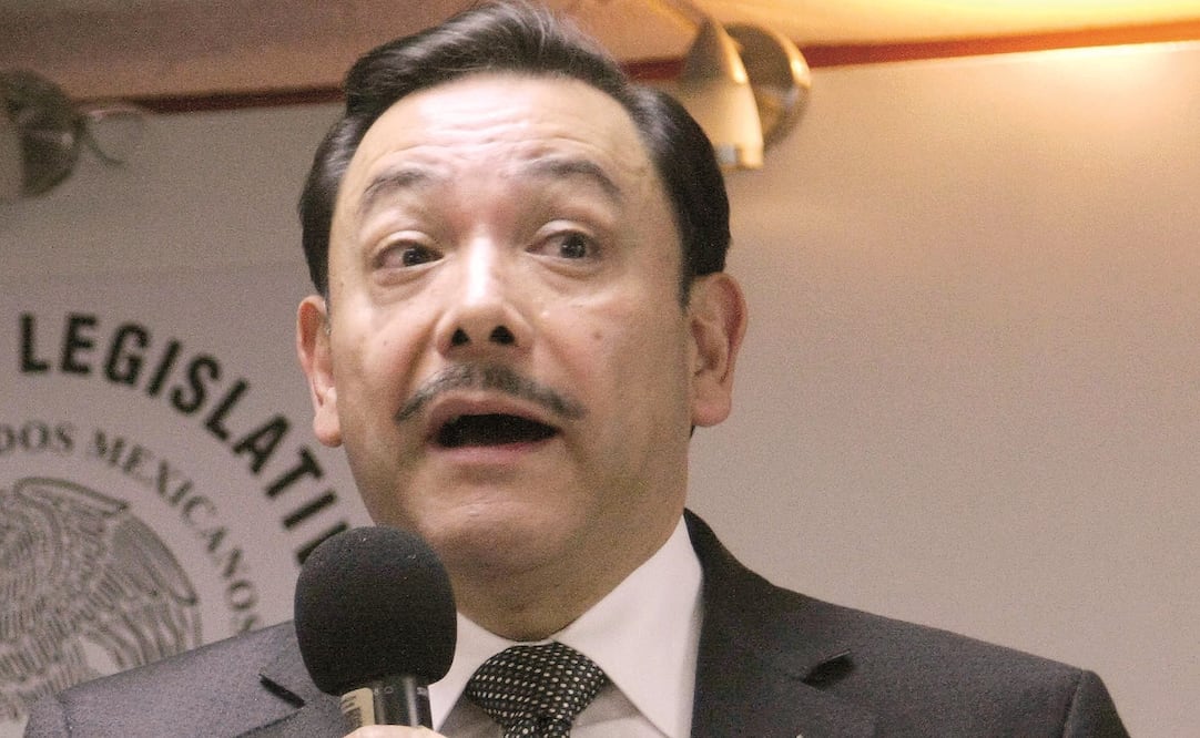 Presentación. El secretario estuvo en la Asamblea Legislativa en donde. (ESPECIAL)