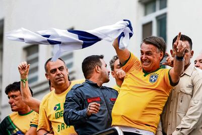 Bolsonaro hace demostración de fuerza en Brasil
