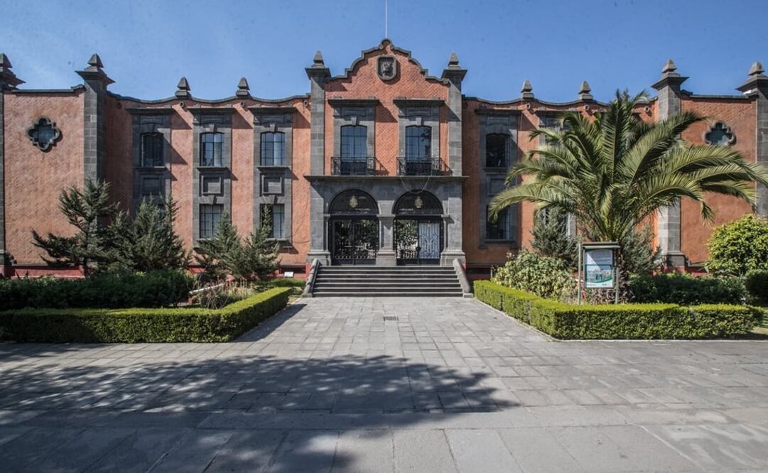 La Secretaría de Cultura aún no llega a Tlaxcala y ya generó el desplazamiento de dos espacios culturales. 