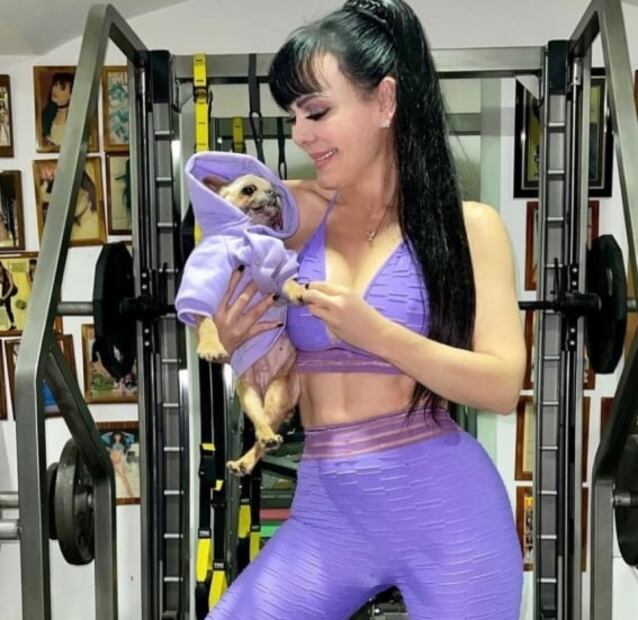 Maribel Guardia llora la muerte de su perrita Paris